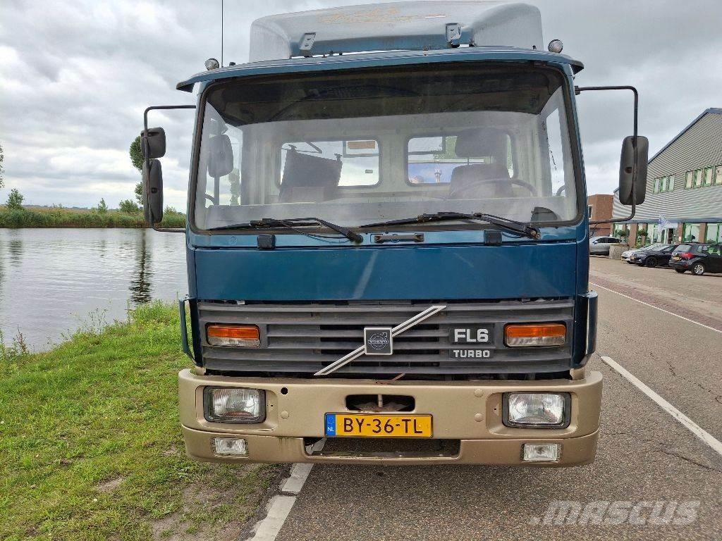 Volvo FL611 Chassis