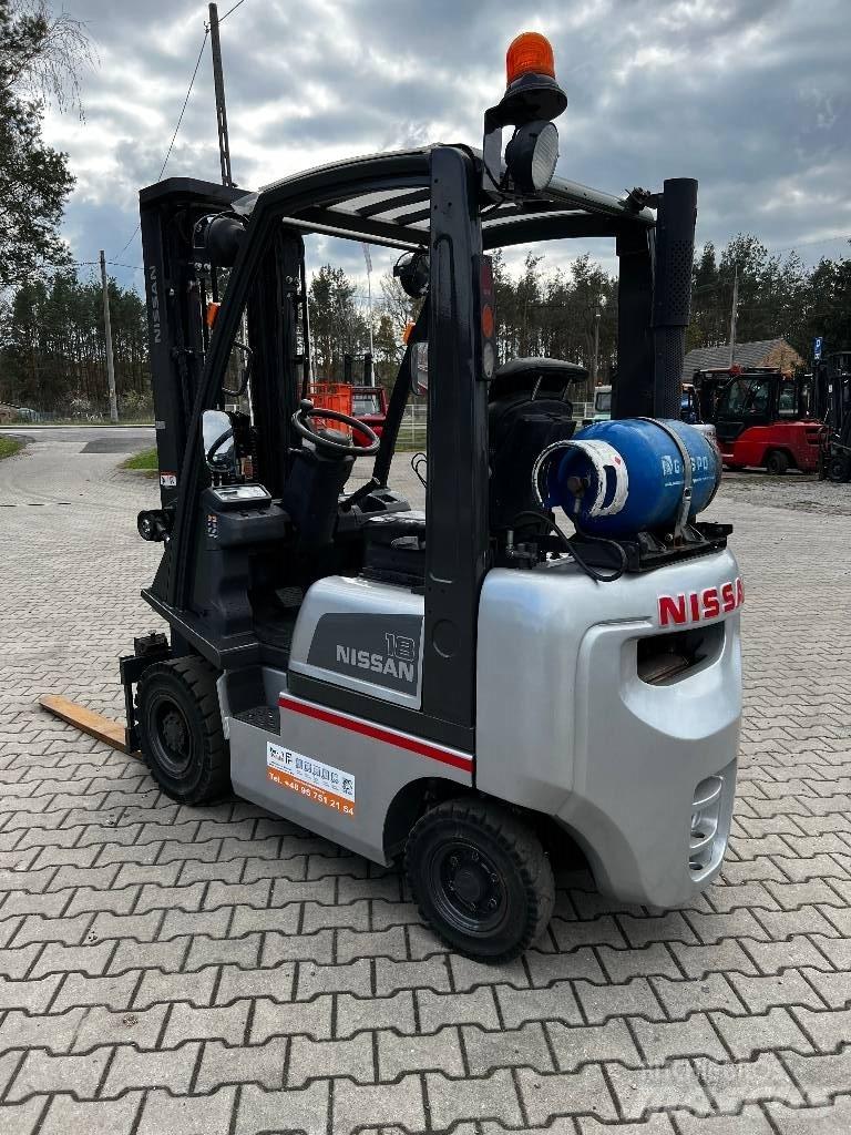 Nissan P1D1A18LQ LPG gaffeltrucks