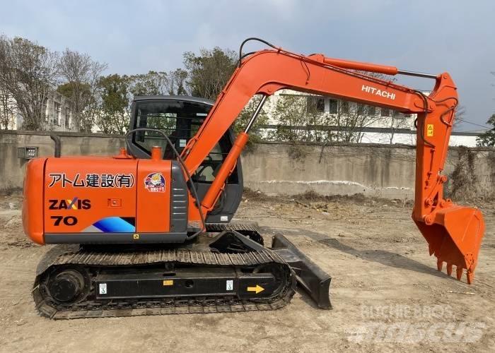 Hitachi ZX 70 Gravemaskiner på larvebånd