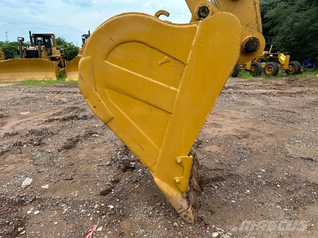 CAT 330 CL Gravemaskiner på larvebånd