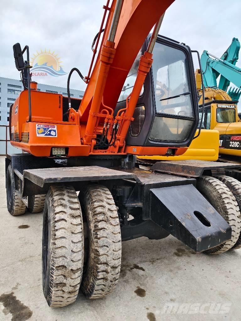 Hitachi EX 100 W D Gravemaskiner på hjul