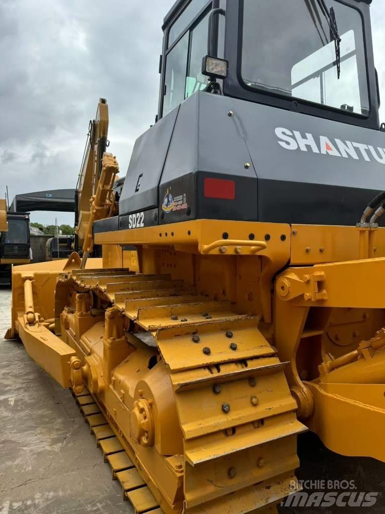 Shantui SD 22 Bulldozer på larvebånd