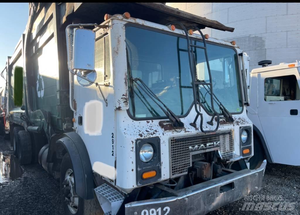 Mack MR600 Renovationslastbiler