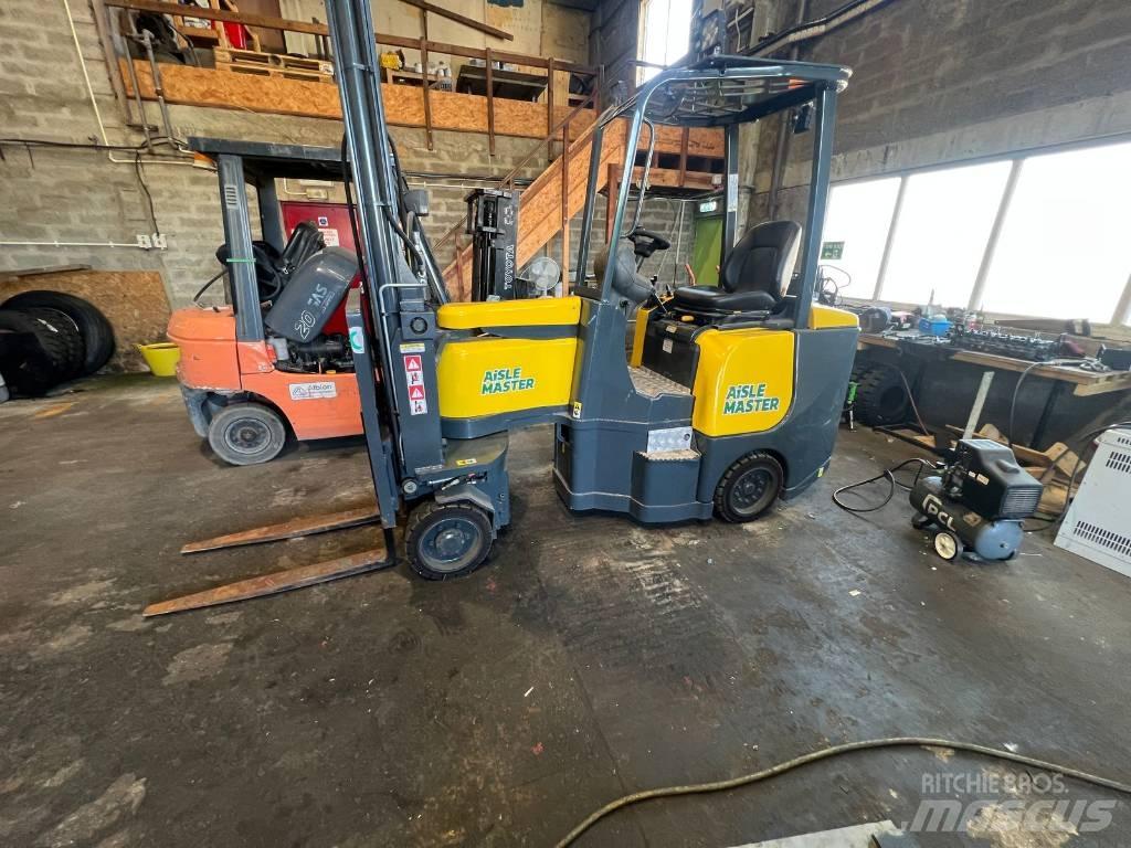 Aisle-Master AM15NE El gaffeltrucks