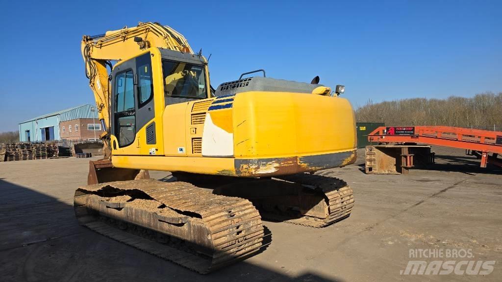 Komatsu PC 210 LC-8K Gravemaskiner på larvebånd