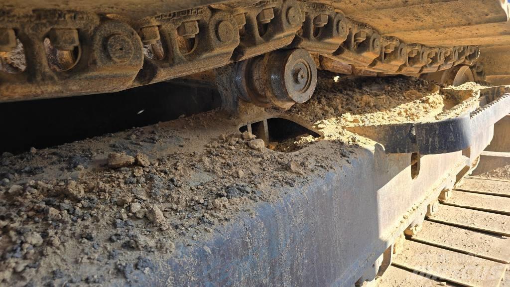 Komatsu PC 210 LC-8K Gravemaskiner på larvebånd