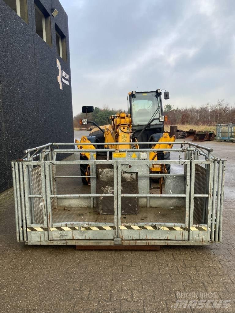 JCB 540-140 Teleskoplæssere