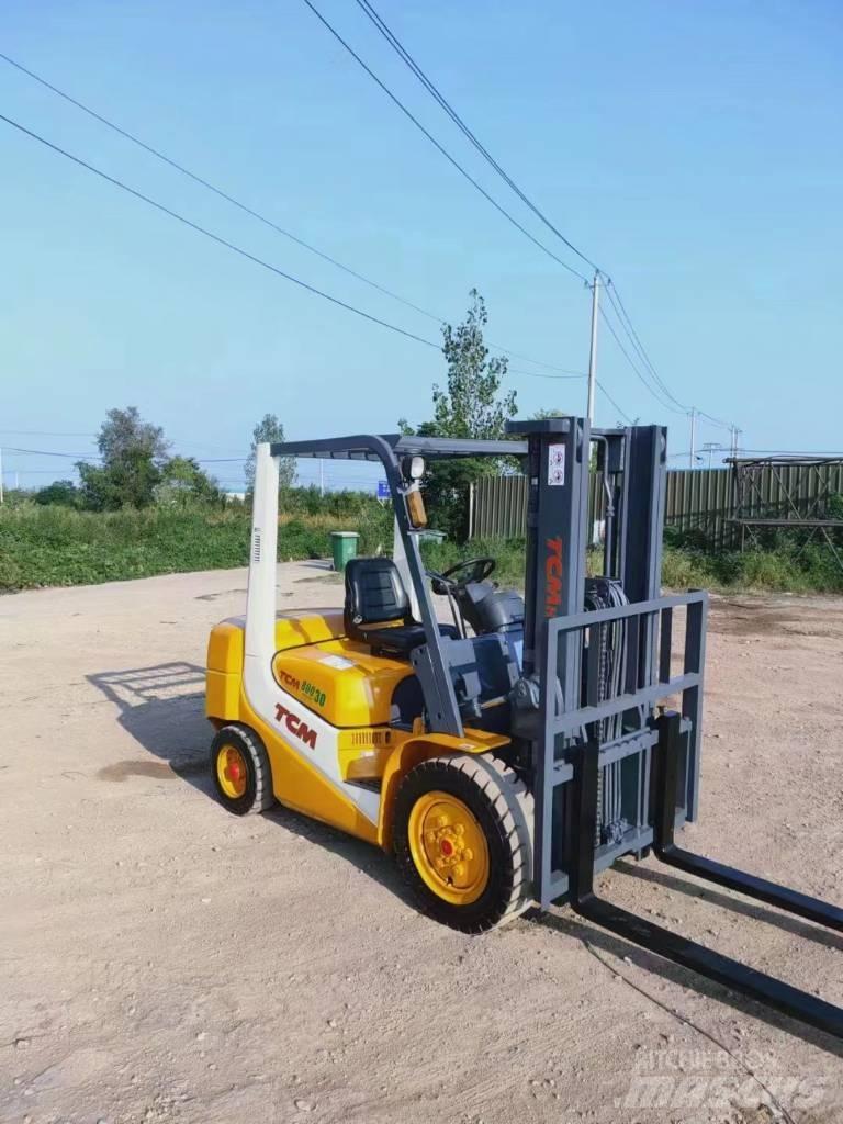 TCM FD30 Diesel gaffeltrucks