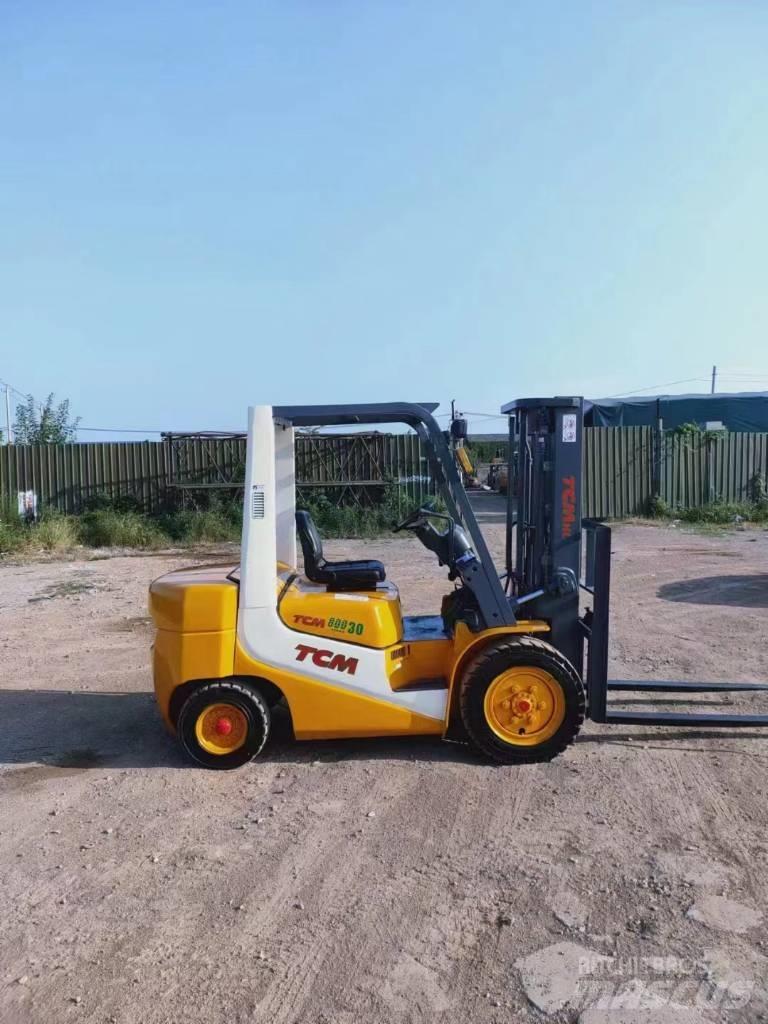 TCM FD30 Diesel gaffeltrucks