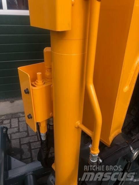 Hyundai R25Z-9AK Minigravemaskiner