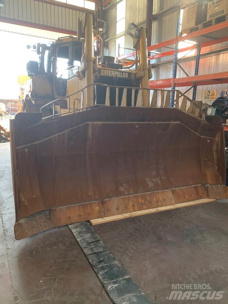CAT D 8 R II Bulldozer på larvebånd