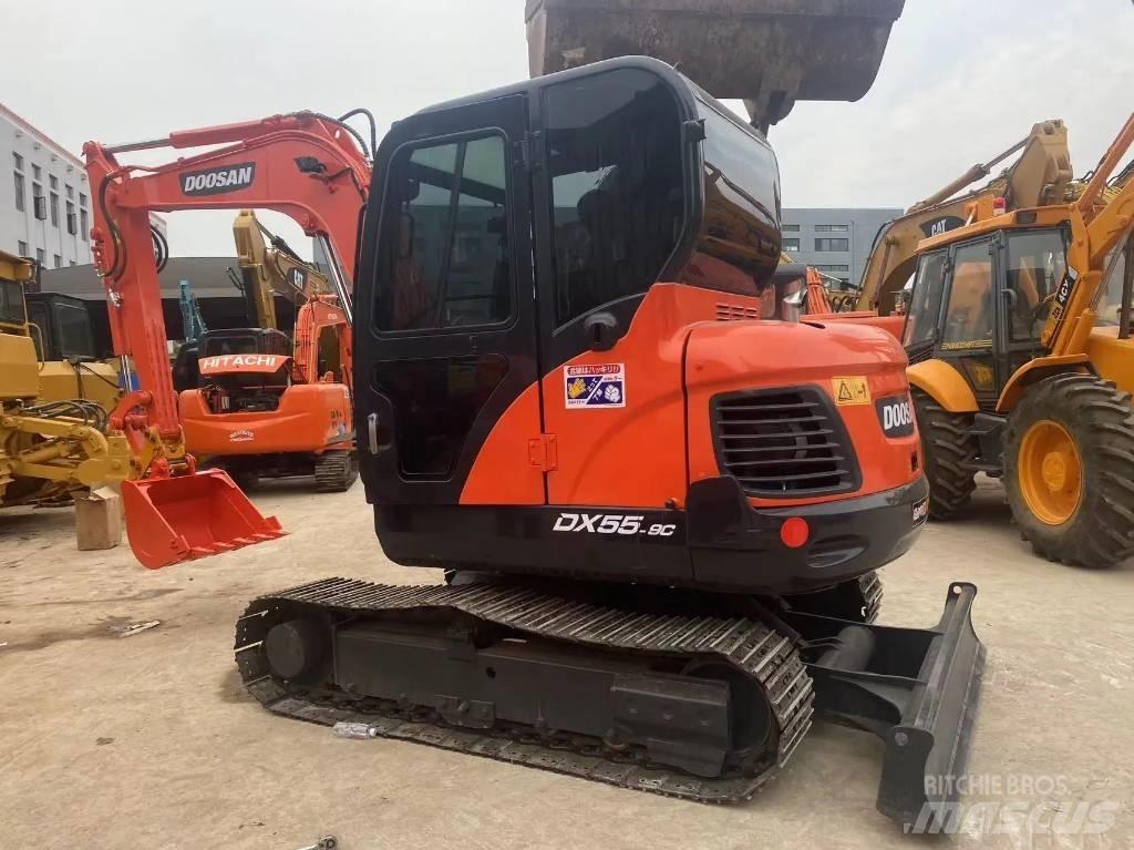Doosan DX55-9C Gravemaskiner på larvebånd