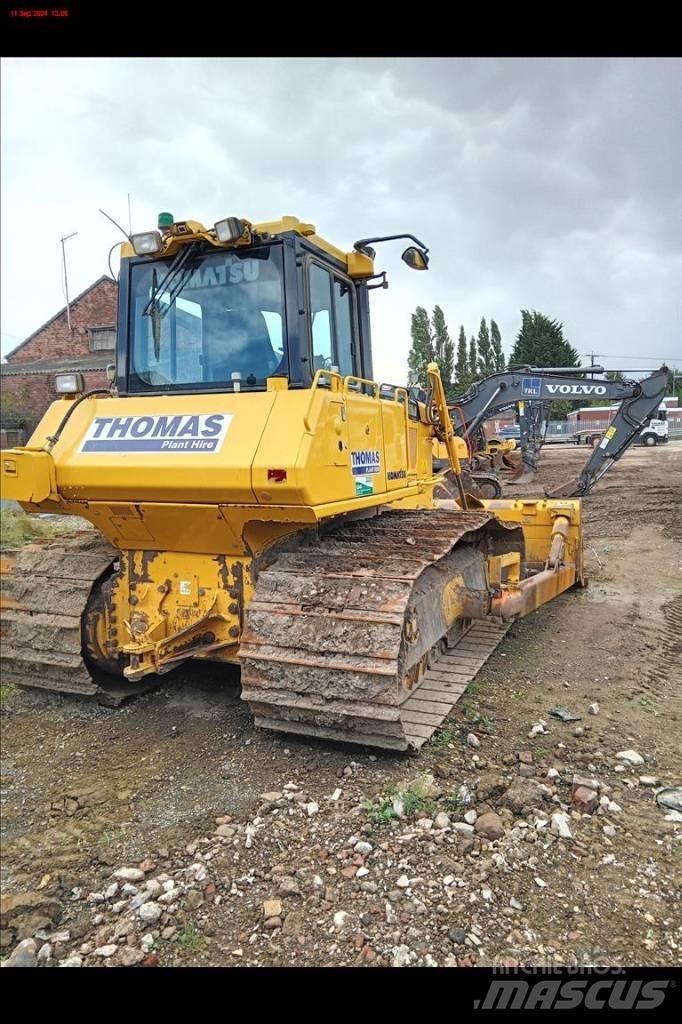 Komatsu D 65 PX-18 Bulldozer på larvebånd