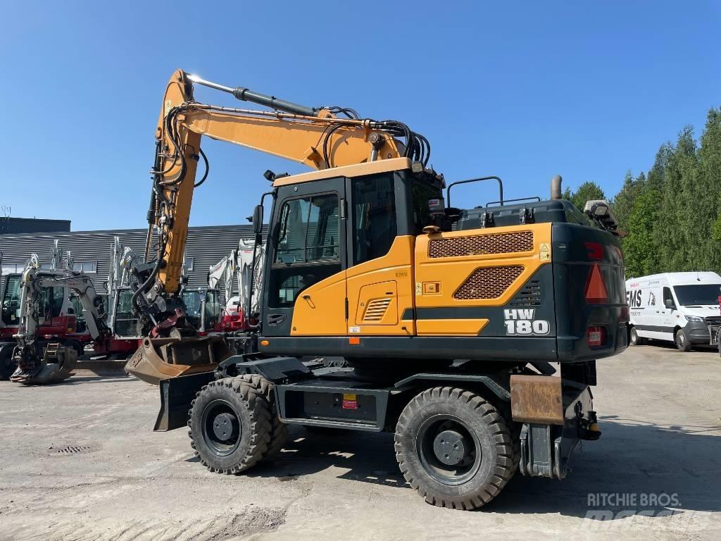 Hyundai HW 180 Gravemaskiner på hjul