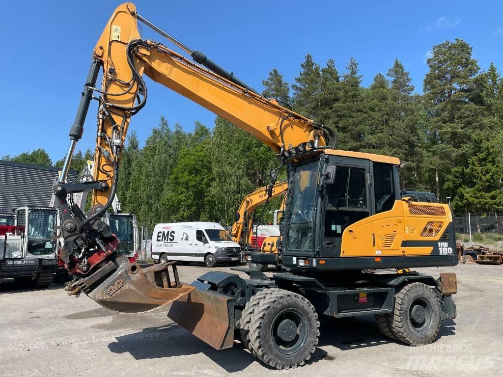 Hyundai HW 180 Gravemaskiner på hjul