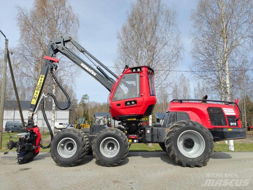 Komatsu 911 Skovningsmaskiner