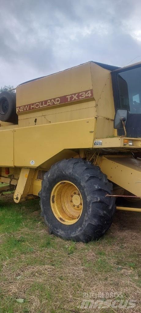 New Holland TX 34 Mejetærskere