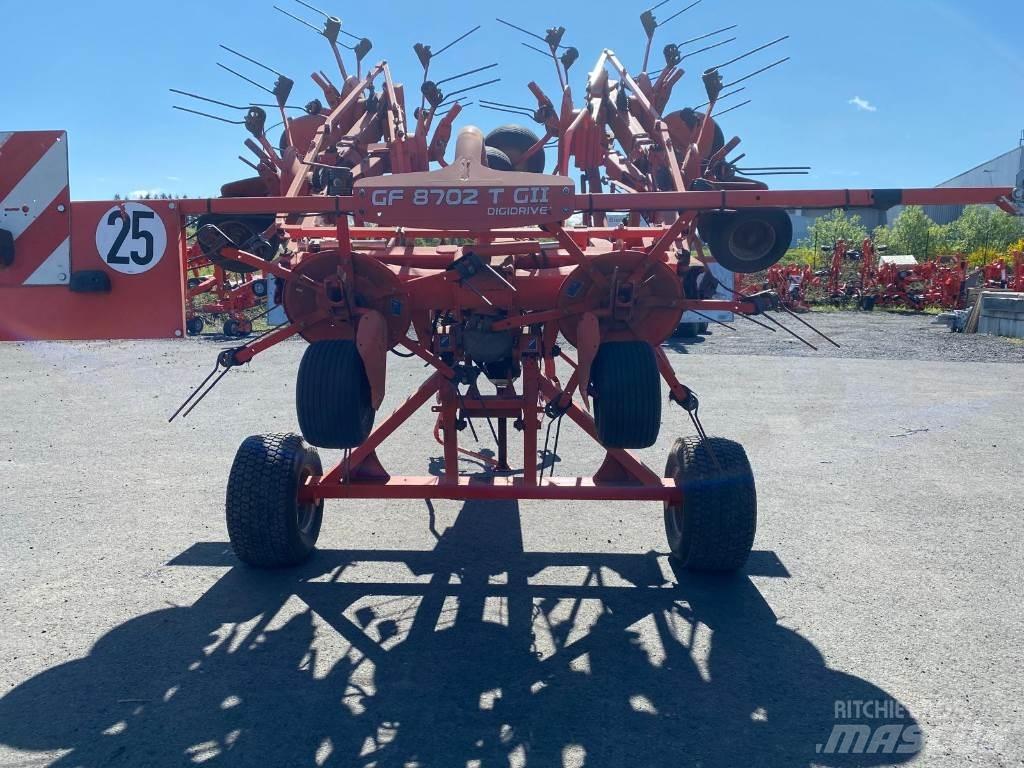 Kuhn GF8702T River og høvendere