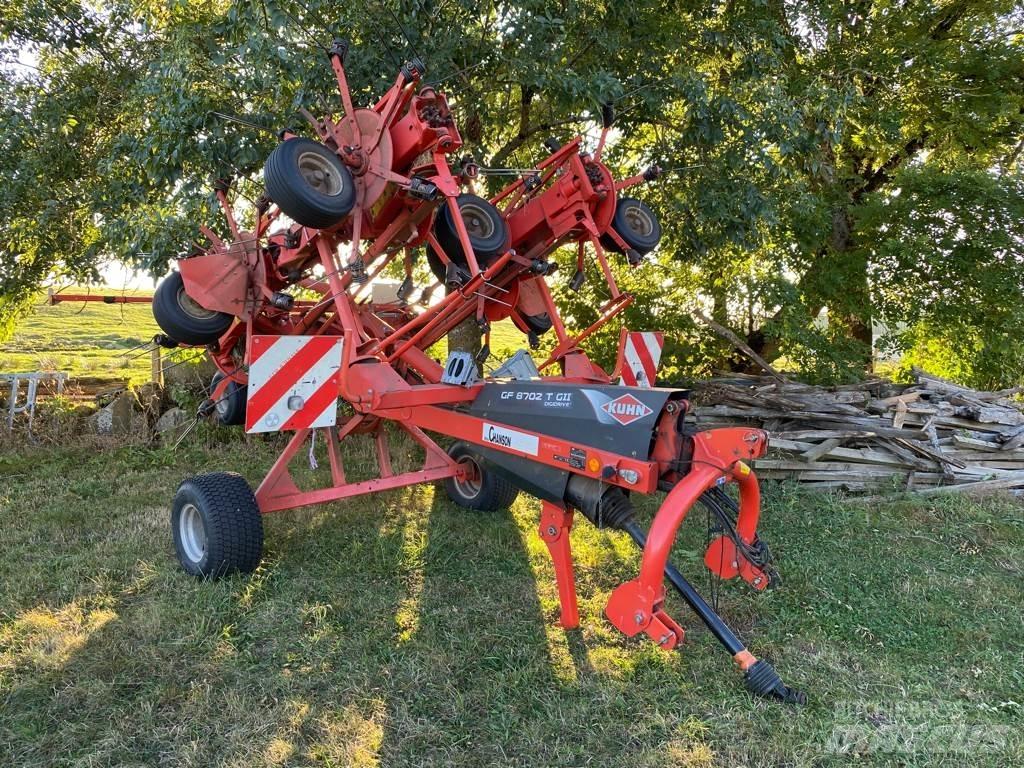 Kuhn GF8702T River og høvendere