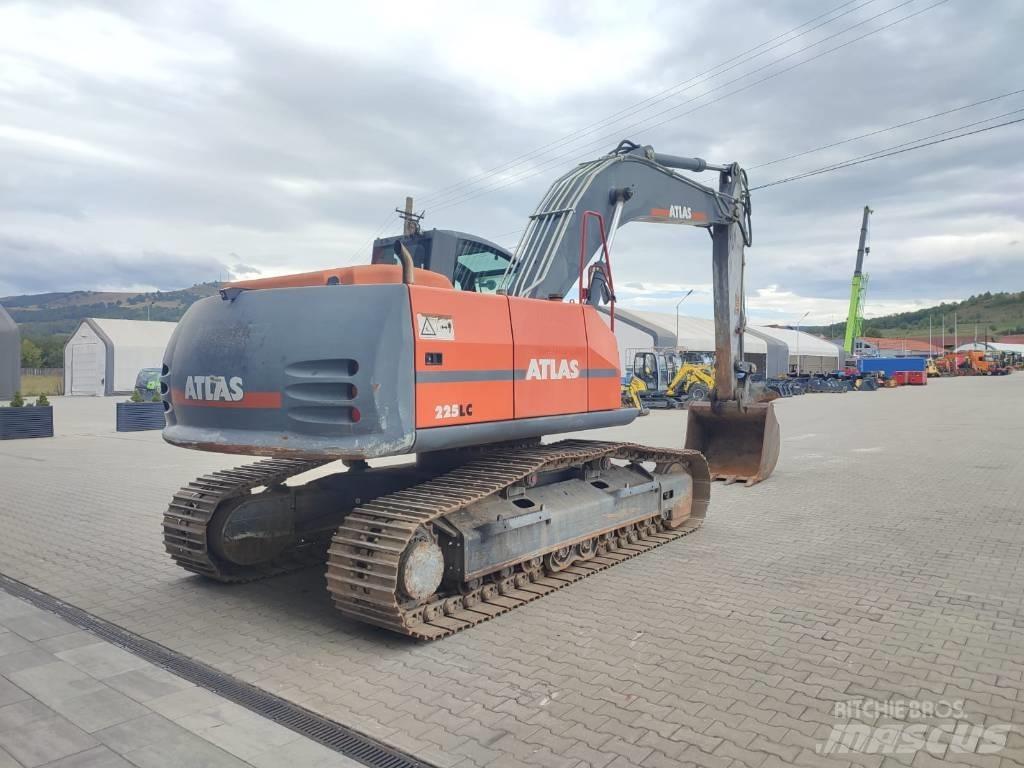 Atlas 225 LC Gravemaskiner på larvebånd