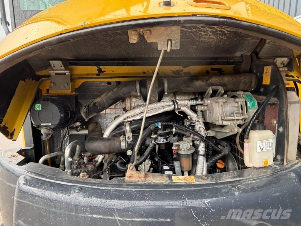 Komatsu PC 80 MR-3 Midi-gravemaskiner 7t - 12t