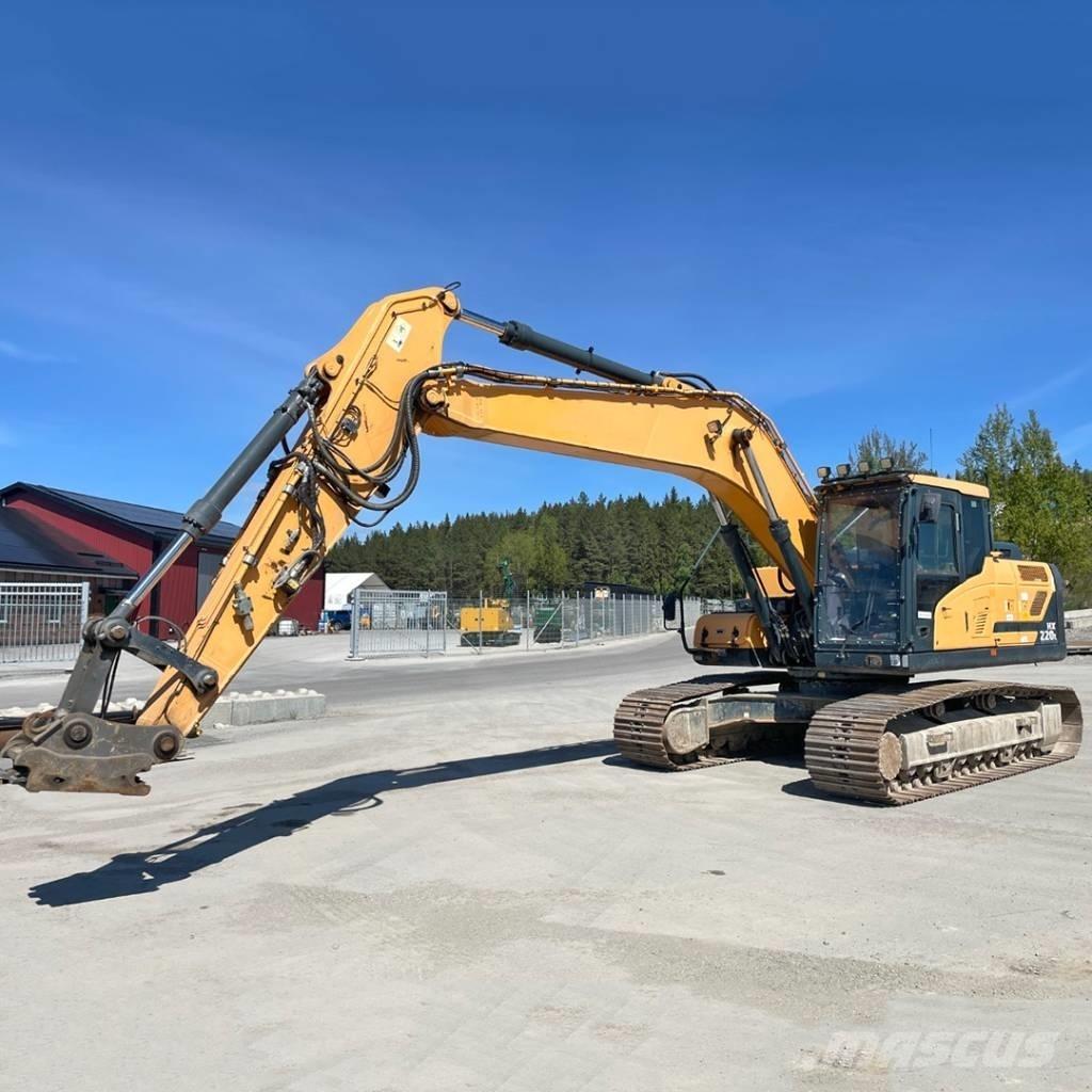 Hyundai HX220L Gravemaskiner på larvebånd