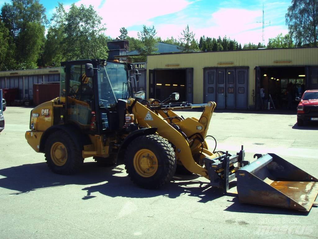 CAT 906 M Læssemaskiner på hjul