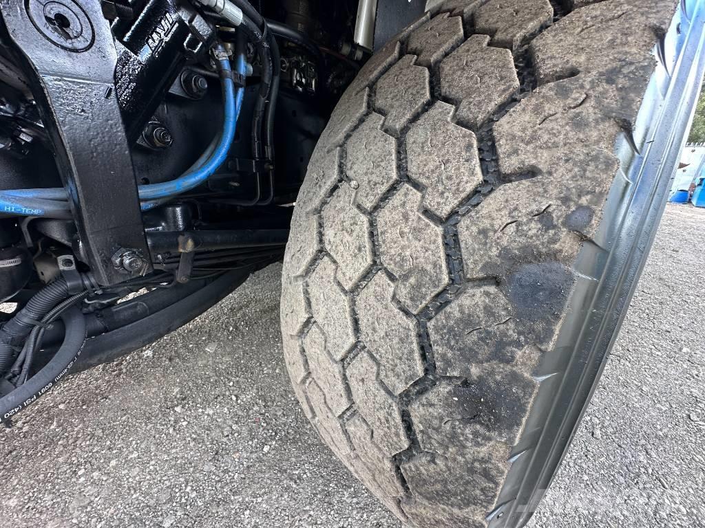 Freightliner M2 Slamsuger