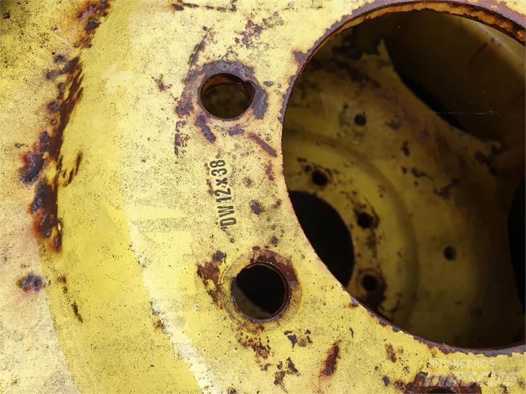 Goodyear 136-38 x2 Hjul, Dæk og Fælge