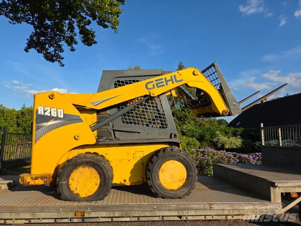 Gehl R 260 DEFECT!! Minilæsser - skridstyret