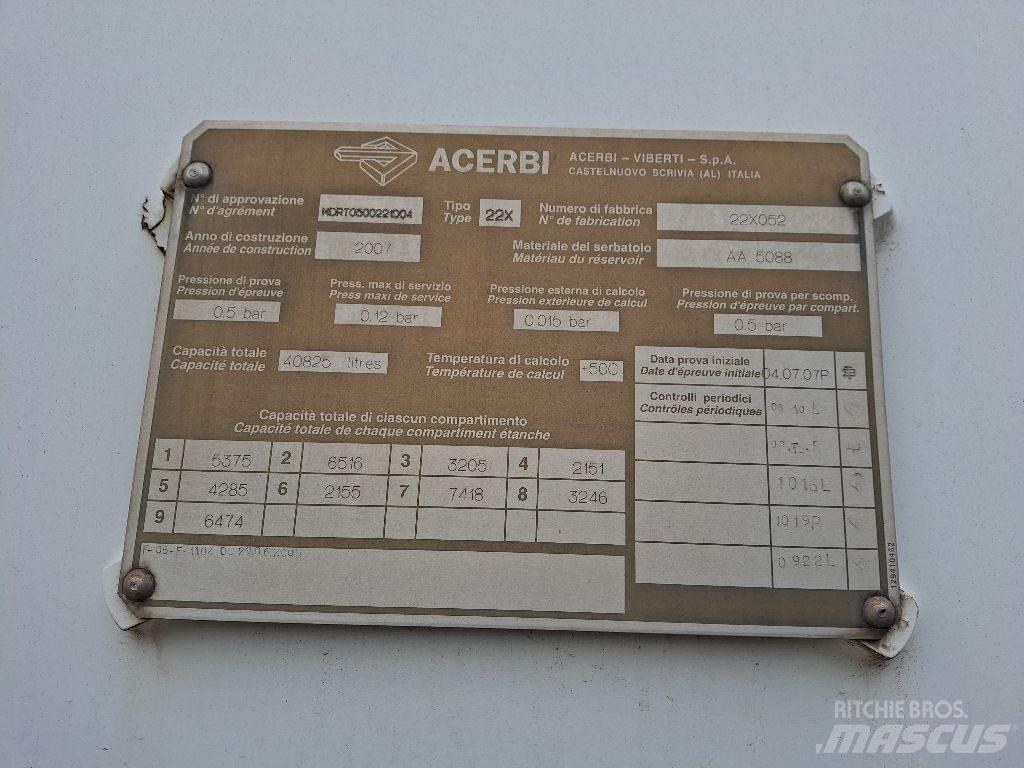Acerbi ASO64003SP Semi-trailer med Tank