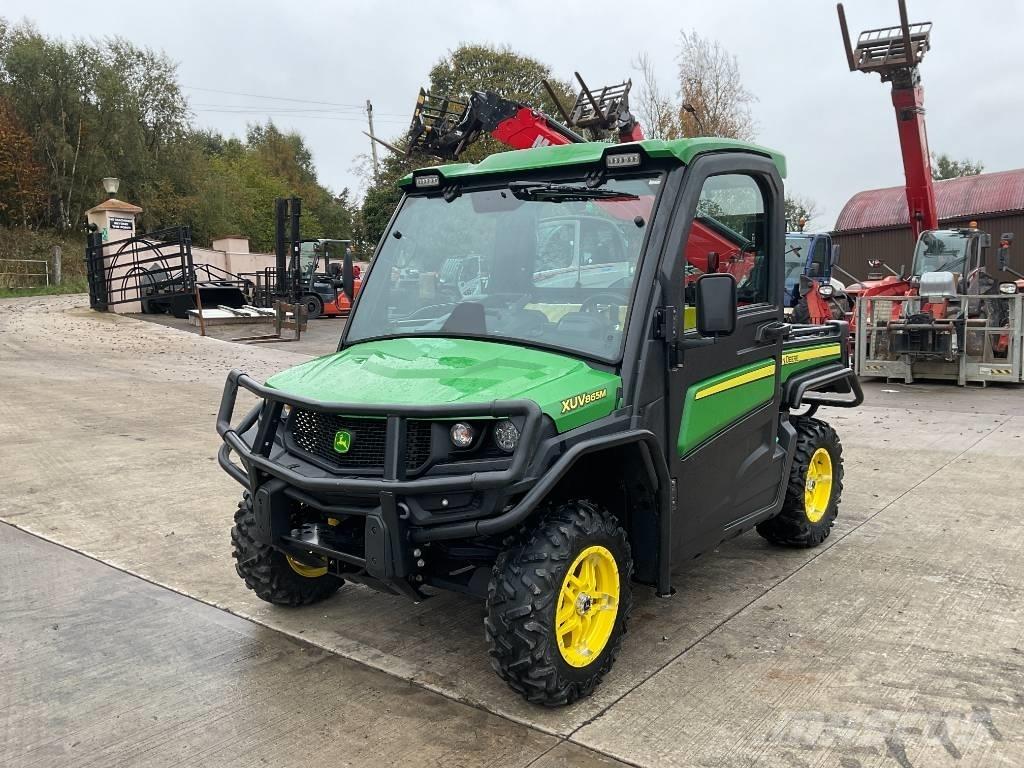 John Deere XUV 865M Teleskoplæssere