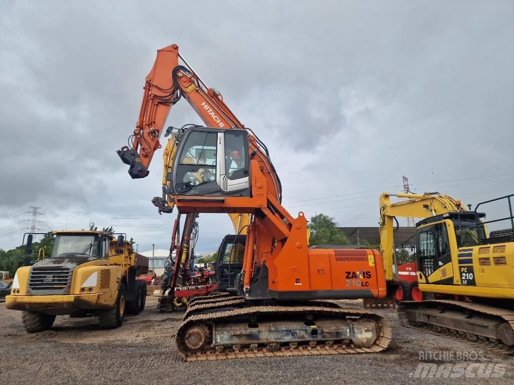 Hitachi ZX 210 LC Gravemaskiner på larvebånd