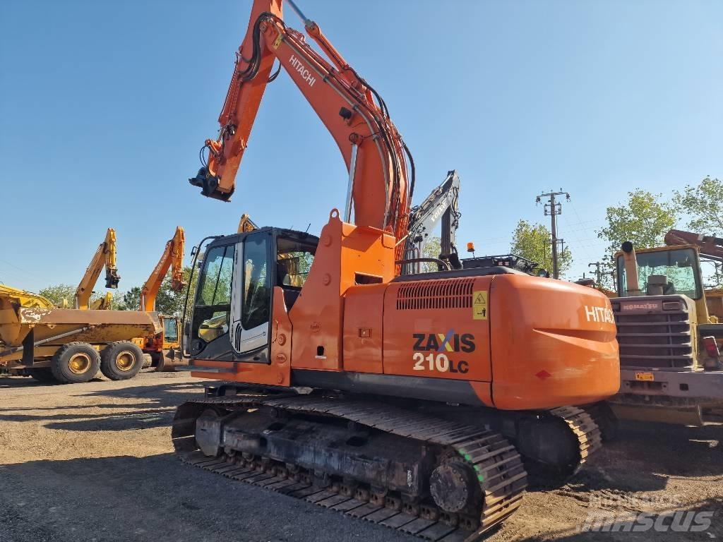 Hitachi ZX 210 LC Gravemaskiner på larvebånd