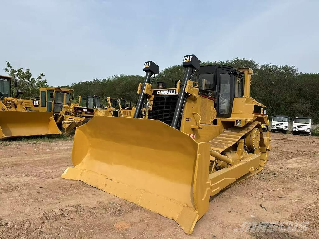CAT D8R Bulldozer på larvebånd
