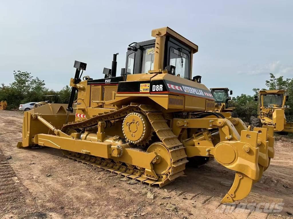 CAT D8R Bulldozer på larvebånd
