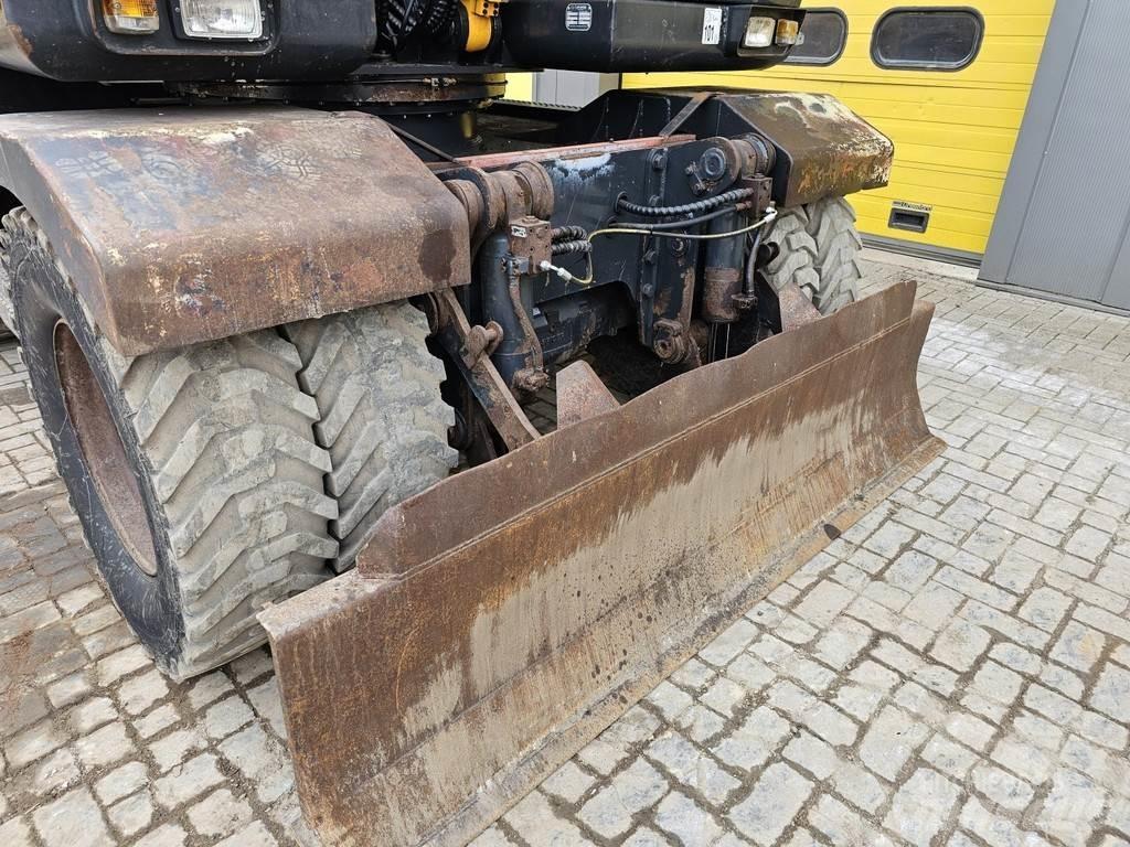 Hyundai R140W-7A Gravemaskiner på hjul