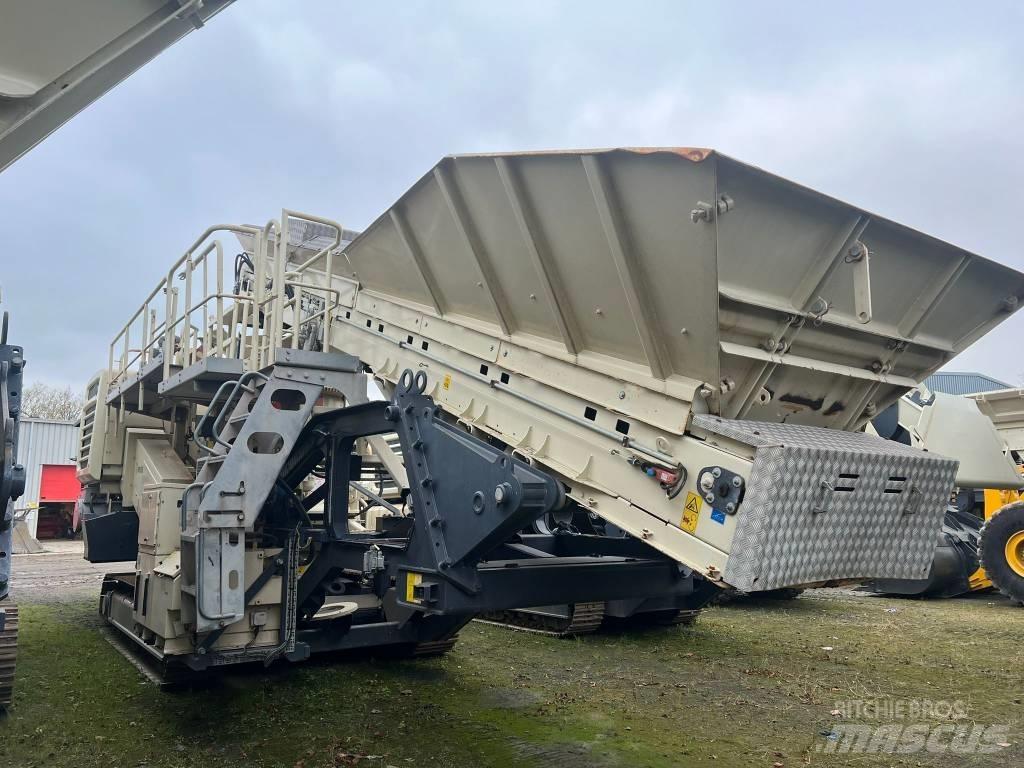 Metso LT 300 HP Mobile knusere