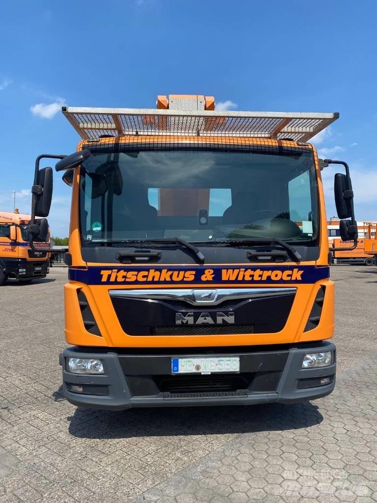 Palfinger P 300 Lastbilmonterede lifte