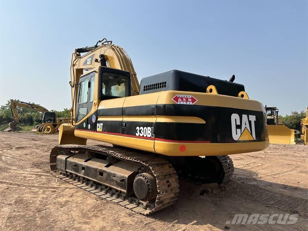 CAT 330 B Gravemaskiner på larvebånd