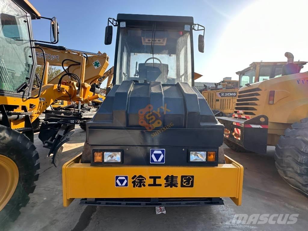 XCMG XD 103 Jordvibrationstromler
