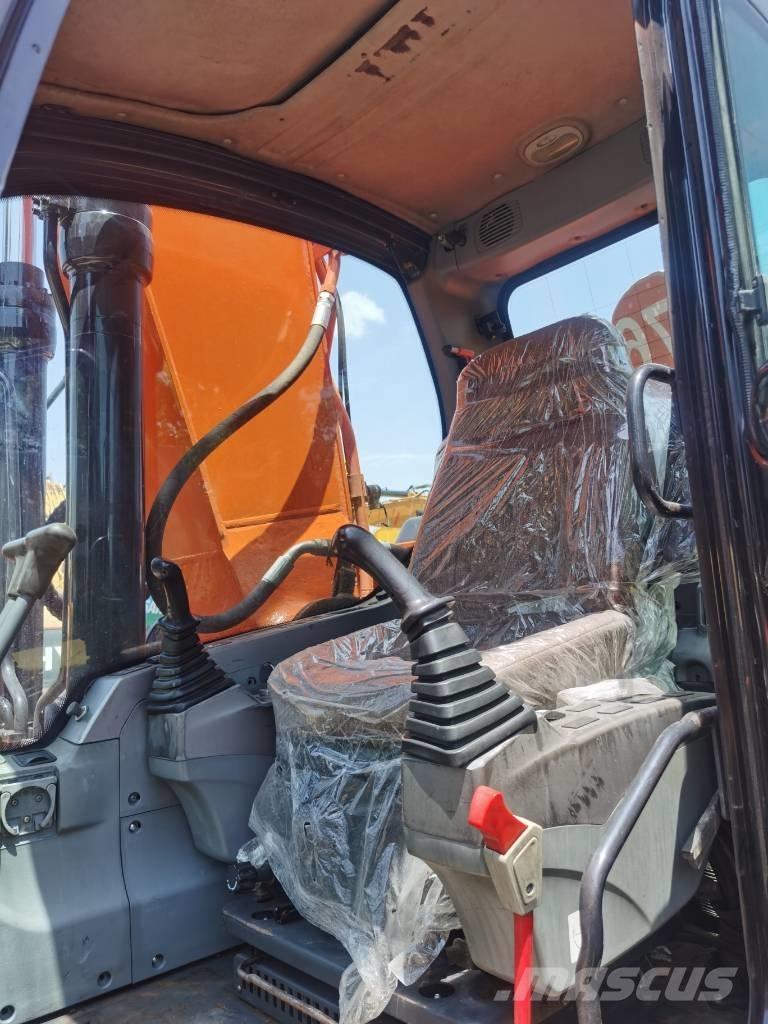 Doosan DX 225 LC Gravemaskiner på larvebånd