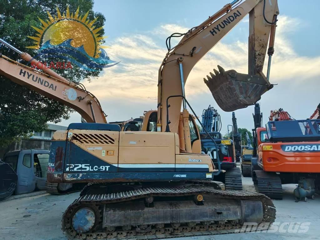 Hyundai R225LC-9 Gravemaskiner på larvebånd