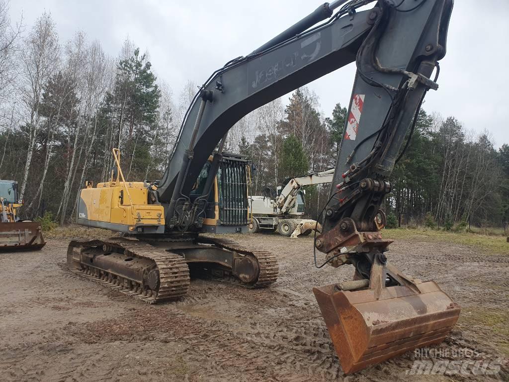 Volvo 290 Gravemaskiner på larvebånd