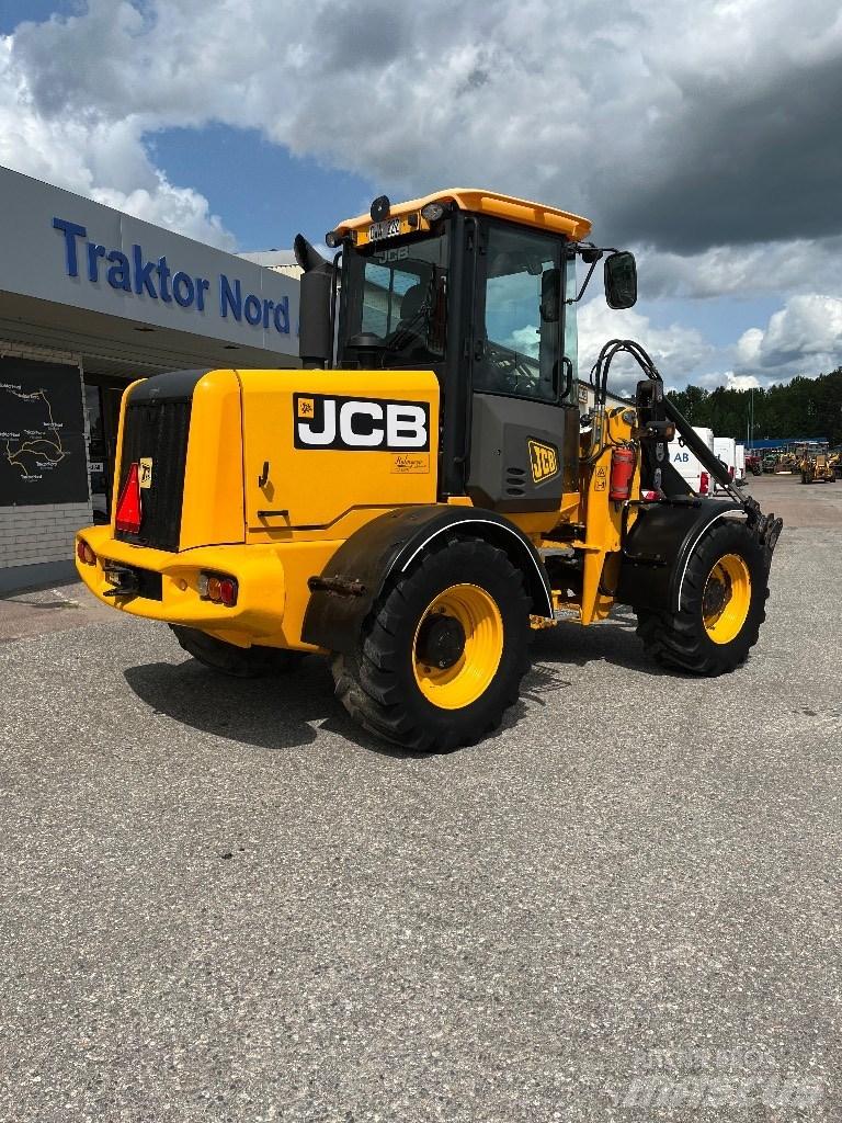 JCB 411 HT 6400 Tim Læssemaskiner på hjul