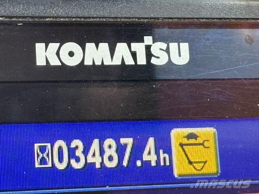 Komatsu PW180-11 Gravemaskiner på hjul