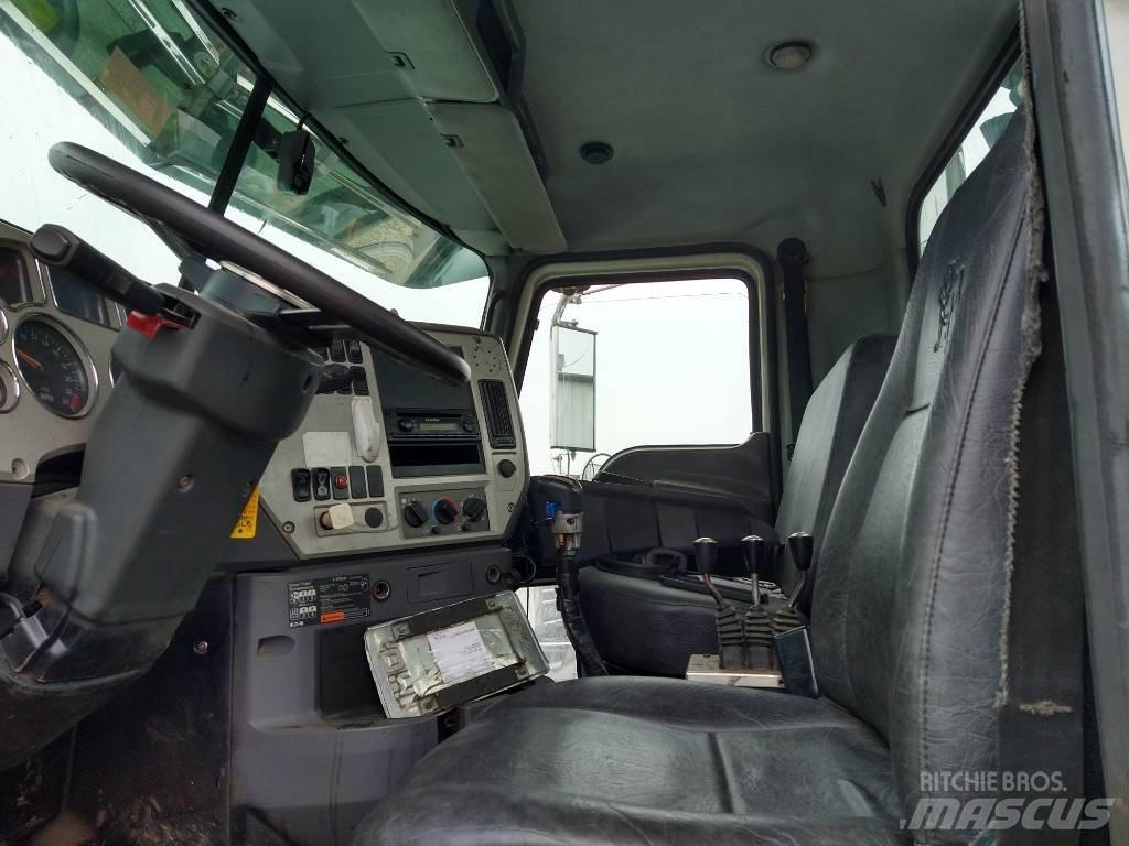 Mack GU713 Renovationslastbiler