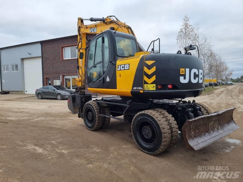 JCB JS 145 W Gravemaskiner på hjul