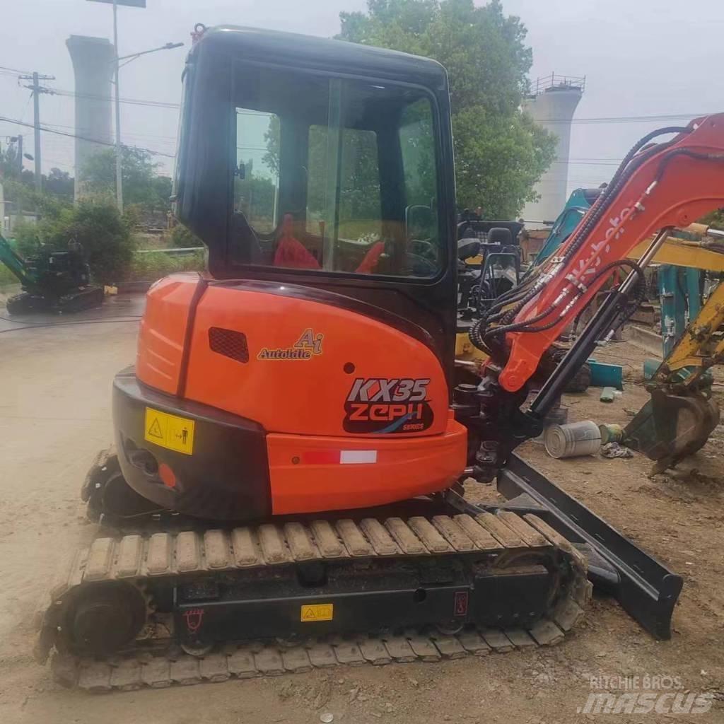 Kubota U 35 Minigravemaskiner