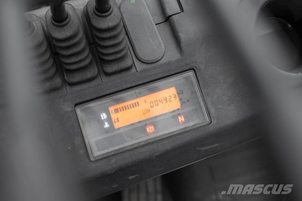 Manitou MI 30 D Diesel gaffeltrucks